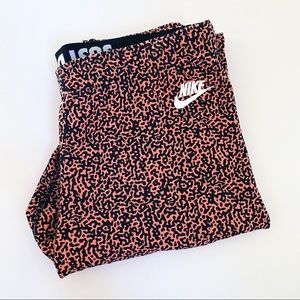 Notebook Print Nike Leggings